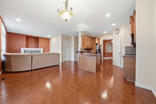 27 Saddleland Way Ne, Calgary, AB - Indoor Photo Showing Kitchen