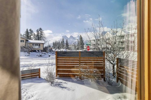 100 Settler Way, Canmore, AB -  Photo Showing Other Room