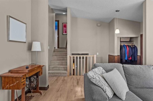 100 Settler Way, Canmore, AB - Indoor Photo Showing Other Room