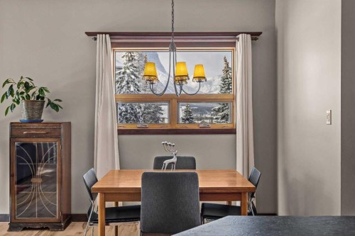 100 Settler Way, Canmore, AB - Indoor Photo Showing Dining Room