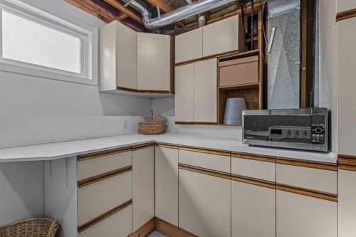 100 Settler Way, Canmore, AB - Indoor