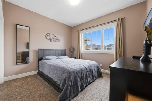 113 Cranarch Common Se, Calgary, AB - Indoor Photo Showing Bedroom