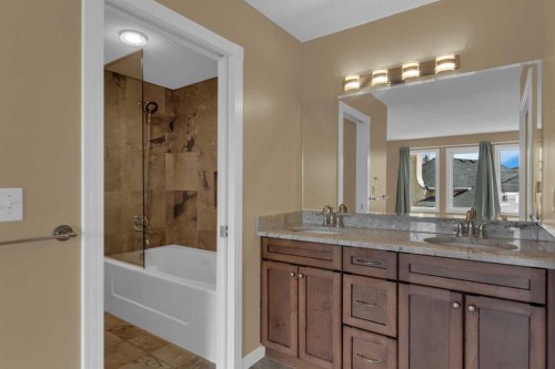 87 Candle Terrace Sw, Calgary, AB 