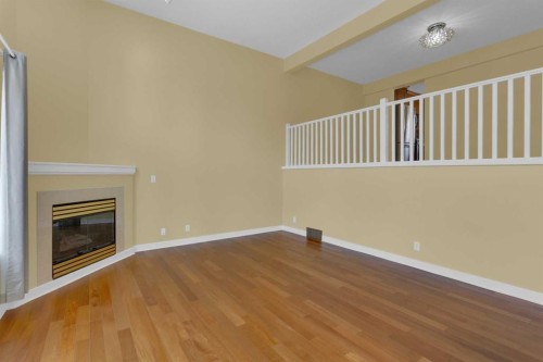 87 Candle Terrace Sw, Calgary, AB 