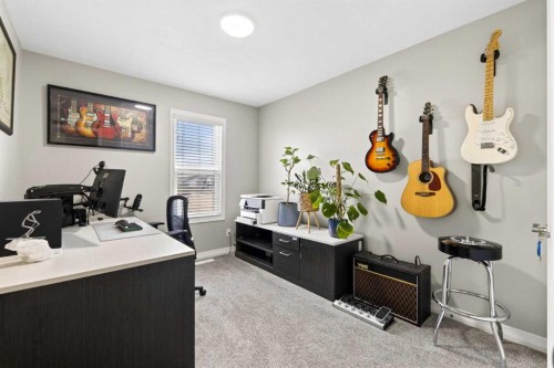 261 Masters Road Se, Calgary, AB - Indoor Photo Showing Office