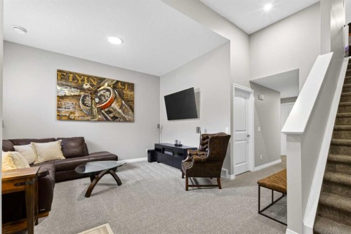 261 Masters Road Se, Calgary, AB - Indoor Photo Showing Other Room