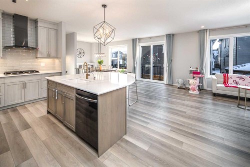 148 Carringham Road Nw, Calgary, AB - Indoor Photo Showing Kitchen With Upgraded Kitchen