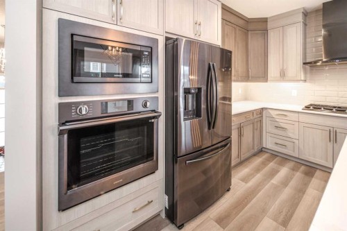148 Carringham Road Nw, Calgary, AB - Indoor Photo Showing Kitchen With Upgraded Kitchen
