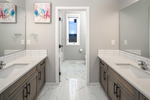 148 Carringham Road Nw, Calgary, AB - Indoor Photo Showing Bathroom