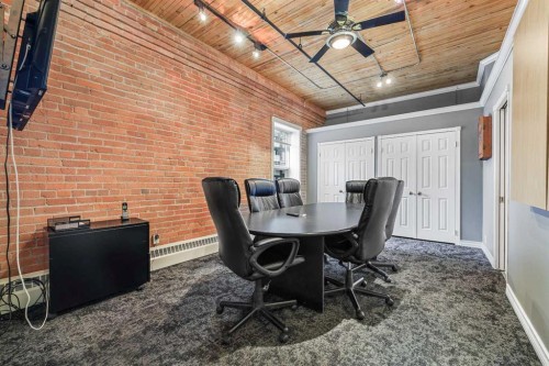 401-535 10 Avenue Sw, Calgary, AB - Indoor Photo Showing Office