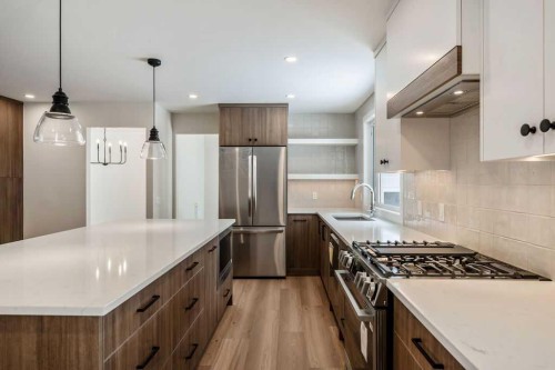 5880 Dalridge Hill Nw, Calgary, AB - Indoor Photo Showing Kitchen With Upgraded Kitchen