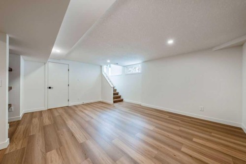 5880 Dalridge Hill Nw, Calgary, AB - Indoor