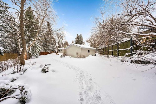 5880 Dalridge Hill Nw, Calgary, AB - Outdoor