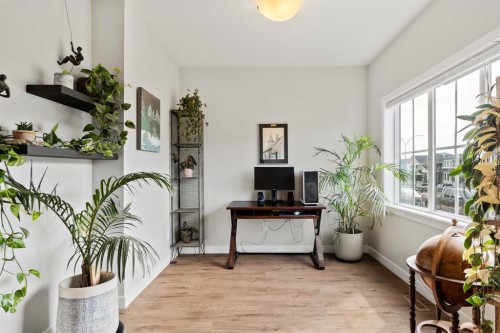 182 River Heights Drive, Cochrane, AB - Indoor