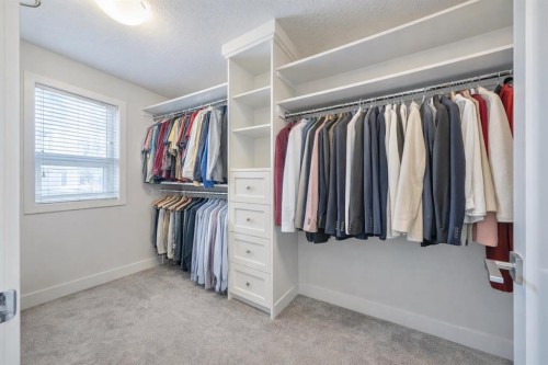 1514 33 Avenue Sw, Calgary, AB - Indoor With Storage