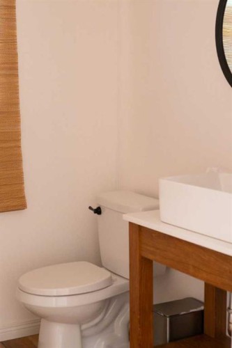 282 Chapalina Terrace Se, Calgary, AB - Indoor Photo Showing Bathroom