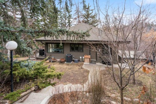 2910 Marquette Street Sw, Calgary, AB - Outdoor