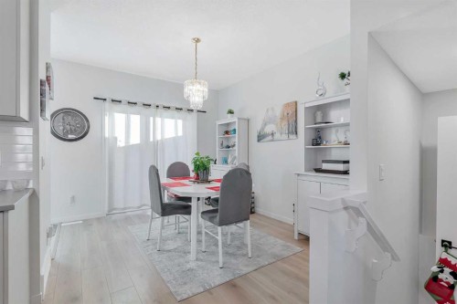 371 Fireside Way, Cochrane, AB - Indoor Photo Showing Dining Room