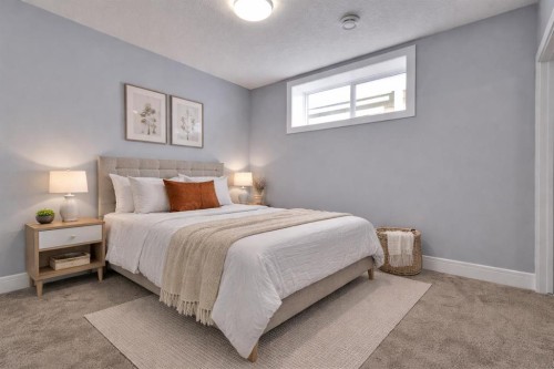 302 Kinniburgh Rd, Chestermere, AB - Indoor Photo Showing Bedroom
