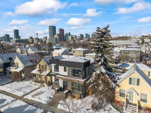 511 7 Street Ne, Calgary, AB - Outdoor