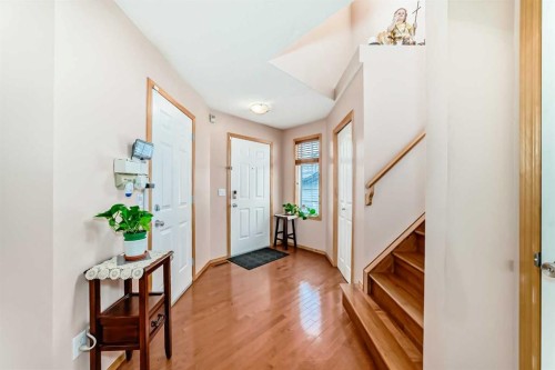 16062 Everstone Road Sw, Calgary, AB - Indoor Photo Showing Other Room