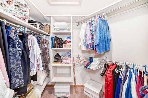 220 Rocky Ridge Villas Nw, Calgary, AB - Indoor With Storage