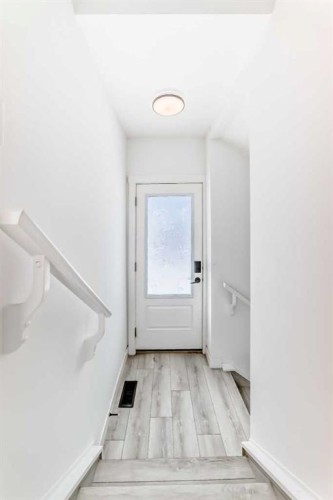 357 Calhoun Common Ne, Calgary, AB - Indoor Photo Showing Other Room
