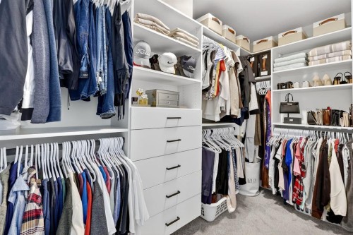 10 Currie Walk Sw, Calgary, AB - Indoor With Storage