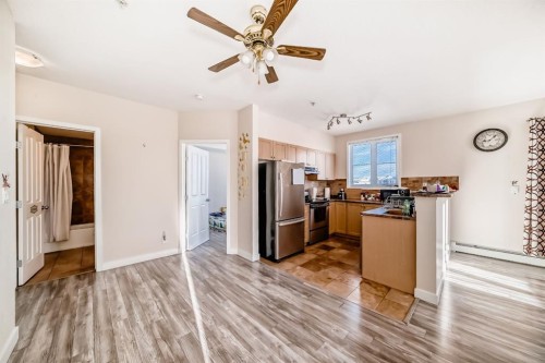 2202-333 Taravista Drive Ne, Calgary, AB - Indoor Photo Showing Kitchen