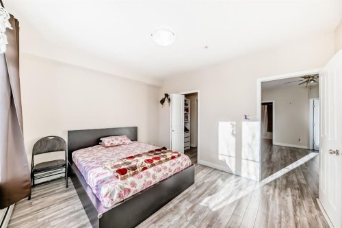 2202-333 Taravista Drive Ne, Calgary, AB - Indoor Photo Showing Bedroom