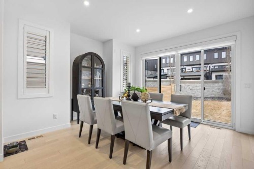 80 Timberline Way Sw, Calgary, AB - Indoor Photo Showing Dining Room