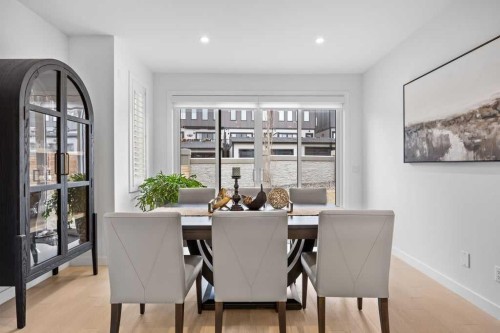 80 Timberline Way Sw, Calgary, AB - Indoor Photo Showing Dining Room