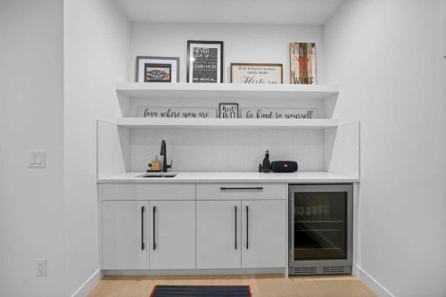 80 Timberline Way Sw, Calgary, AB - Indoor Photo Showing Other Room