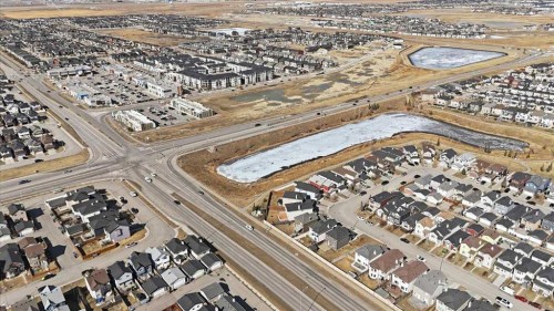 73 Saddleland Close Ne, Calgary, AB -  Photo Showing Other Room