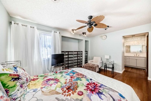 200 Edgemont Estates Drive Nw, Calgary, AB - Indoor Photo Showing Bedroom
