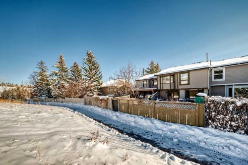 200 Edgemont Estates Drive Nw, Calgary, AB - Outdoor
