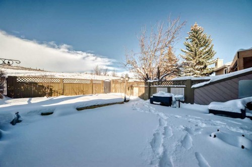 200 Edgemont Estates Drive Nw, Calgary, AB - Outdoor