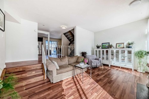 200 Edgemont Estates Drive Nw, Calgary, AB - Indoor Photo Showing Living Room