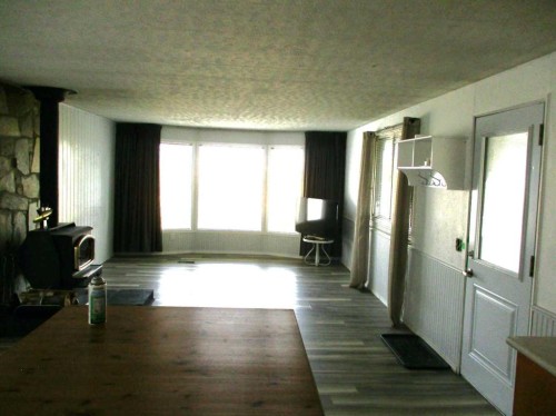 93 Huntstrom Drive Ne, Calgary, AB - Indoor Photo Showing Other Room