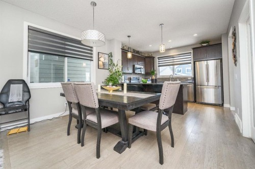 5 Masters Street Se, Calgary, AB - Indoor Photo Showing Dining Room