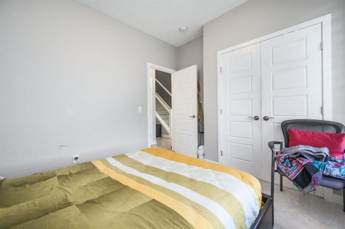 5 Masters Street Se, Calgary, AB - Indoor Photo Showing Bedroom