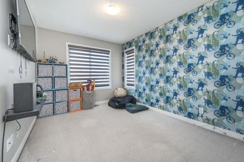 5 Masters Street Se, Calgary, AB -  Photo Showing Other Room