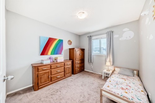 44 Legacy Crescent Se, Calgary, AB - Indoor Photo Showing Bedroom