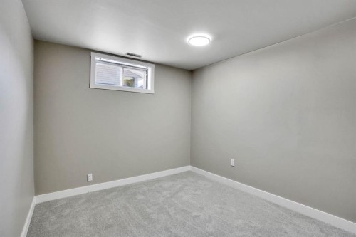 363 Templeside Circle Ne, Calgary, AB - Indoor Photo Showing Other Room