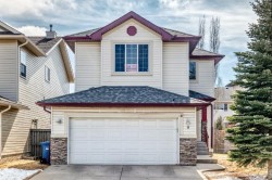 9 Somerside Crescent SW Calgary, AB T2Y 4G8