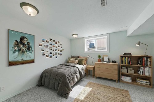 68 West Glen Crescent Sw, Calgary, AB - Indoor Photo Showing Bedroom