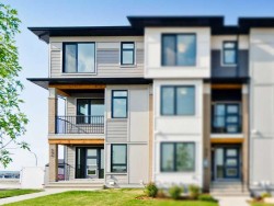 13 Wild Rose Way SECalgary, AB T3M 4A2