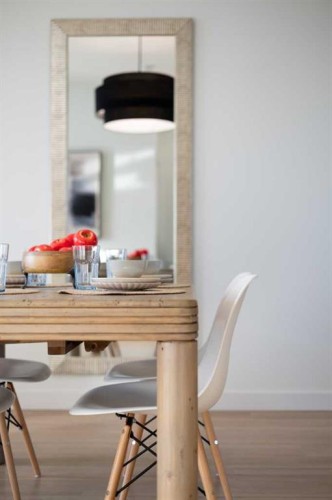 13 Wild Rose Way Se, Calgary, AB - Indoor Photo Showing Dining Room