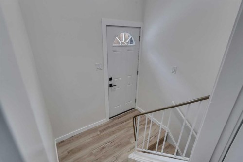 4824 Claret Street Nw, Calgary, AB - Indoor Photo Showing Other Room