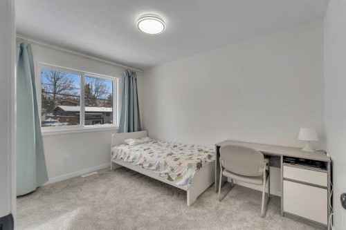 4824 Claret Street Nw, Calgary, AB - Indoor Photo Showing Bedroom